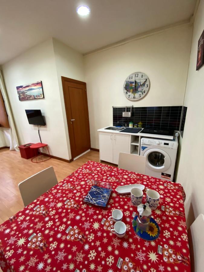 Angy'S House Apartment Napoli Bagian luar foto