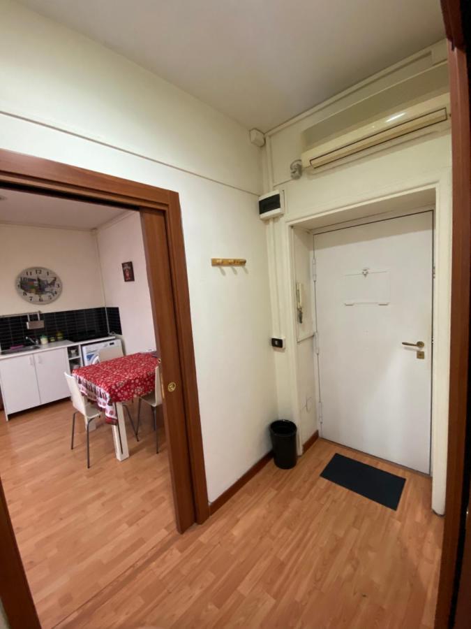 Angy'S House Apartment Napoli Bagian luar foto